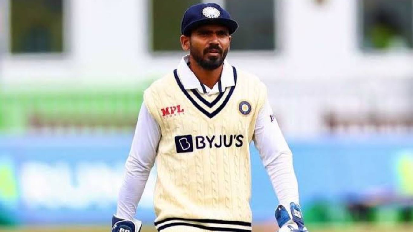 Vizag Test: విశాఖ టెస్టు.. తెలుగు ఆటగాడిని సన్మానించనున్న ఆంధ్రా క్రికెట్ అసోసియేషన్! Vizag Test: విశాఖ టెస్టు.. తెలుగు ఆటగాడిని సన్మానించనున్న ఆంధ్రా క్రికెట్ అసోసియేషన్!