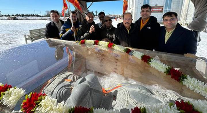 Ayodhya Ram Mandir : అయోధ్యలో రాములోరి ప్రాణ ప్రతిష్ఠ జరుగుతుండగా న్యూ జెర్సీ వెళ్లిన హనుమంతుడు Ayodhya Ram Mandir : అయోధ్యలో రాములోరి ప్రాణ ప్రతిష్ఠ జరుగుతుండగా న్యూ జెర్సీ వెళ్లిన హనుమంతుడు