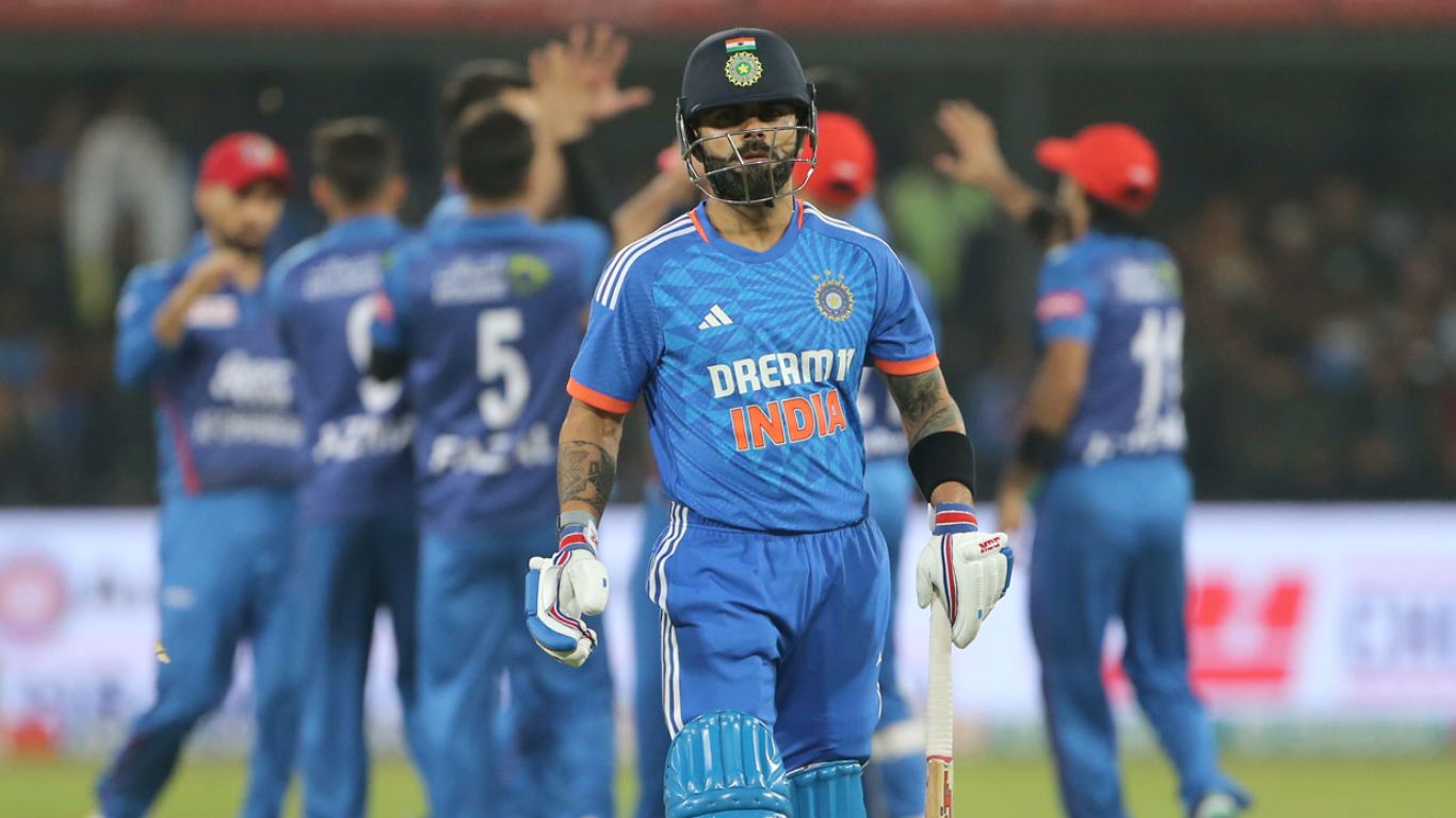 IND vs AFG: విరాట్ కోహ్లీ కెరీర్లో ఇదే తొలిసారి.. స్టేడియం మొత్తం గప్చుప్! IND vs AFG: విరాట్ కోహ్లీ కెరీర్లో ఇదే తొలిసారి.. స్టేడియం మొత్తం గప్చుప్!