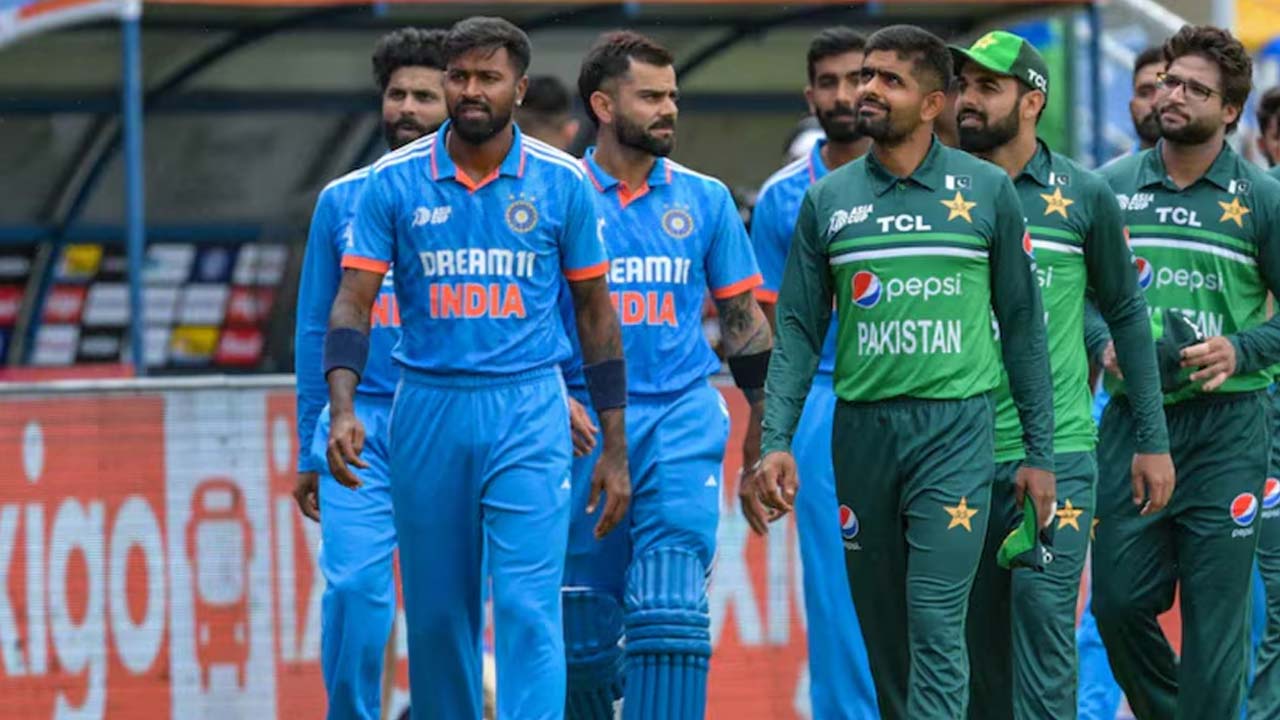 ICC: ఛాంపియన్స్ ట్రోఫీ కోసం భారత్ పాకిస్థాన్కు వెళ్లదు..! ICC: ఛాంపియన్స్ ట్రోఫీ కోసం భారత్ పాకిస్థాన్కు వెళ్లదు..!