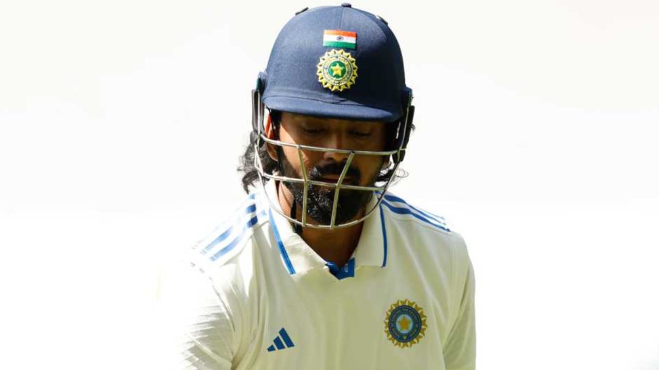 AUS vs IND: అయ్యో రాహులా.. మరీ 4 పరుగులేనా! ఇలా అయితే కష్టమే AUS vs IND: అయ్యో రాహులా.. మరీ 4 పరుగులేనా! ఇలా అయితే కష్టమే