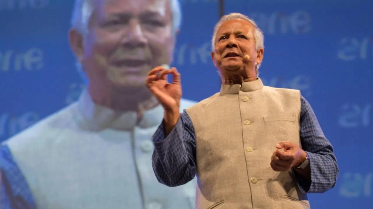 Bangladesh : పెరుగుతున్న సలహాదారులు.. బంగ్లాదేశ్ కొత్త ప్రభుత్వంలో తిరుగుబాటు Bangladesh : పెరుగుతున్న సలహాదారులు.. బంగ్లాదేశ్ కొత్త ప్రభుత్వంలో తిరుగుబాటు