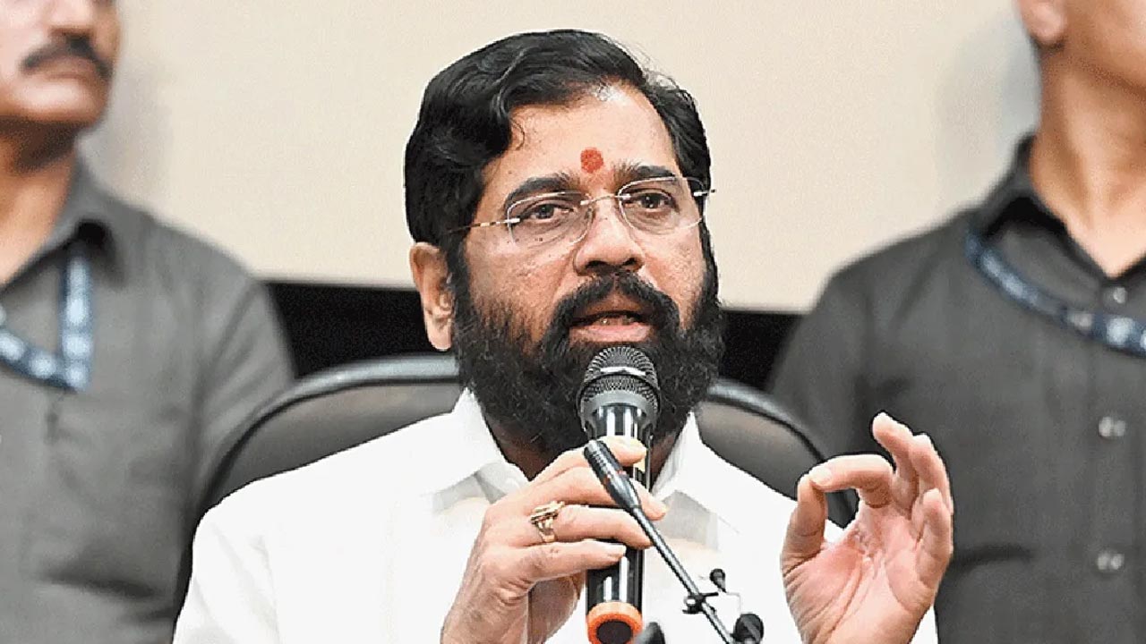 Eknath Shinde: సిద్ధిఖీ హత్యలో నిందితులను కఠినంగా శిక్షిస్తాం.. Eknath Shinde: సిద్ధిఖీ హత్యలో నిందితులను కఠినంగా శిక్షిస్తాం..