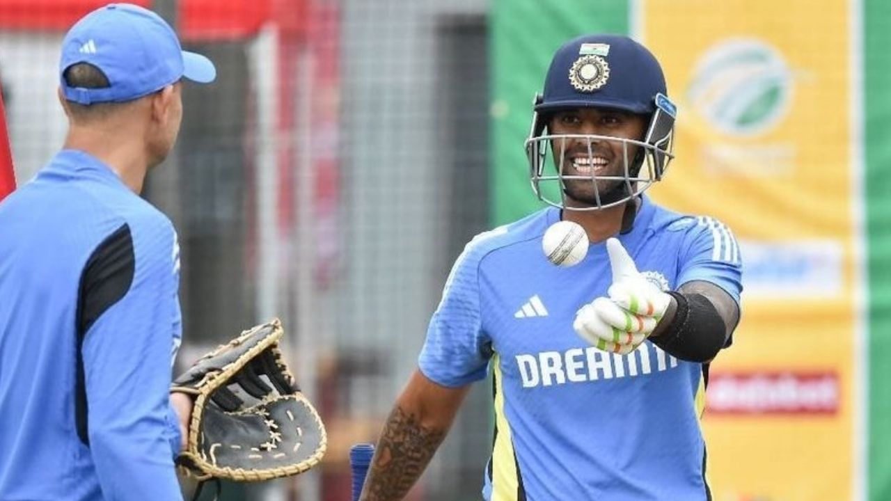 SA vs IND: దక్షిణాఫ్రికాతో తొలి టీ20.. ఆ ఇద్దరి అరంగేట్రం ఖాయమే! విషయం చెప్పేసిన సూర్య SA vs IND: దక్షిణాఫ్రికాతో తొలి టీ20.. ఆ ఇద్దరి అరంగేట్రం ఖాయమే! విషయం చెప్పేసిన సూర్య