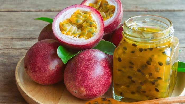 Health Benefits: ఈ చెట్టు పండ్లు, ఆకులలో ఆరోగ్య నిధి.. ఎన్ని బెనిఫిట్స్ అంటే..? Health Benefits: ఈ చెట్టు పండ్లు, ఆకులలో ఆరోగ్య నిధి.. ఎన్ని బెనిఫిట్స్ అంటే..?