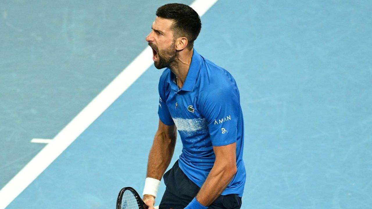 Australian Open 2025: చరిత్ర సృష్టించే దిశగా జకోవిచ్.. శ్వాస తీసుకోవడంలో ఇబ్బంది ఎదురైనప్పటికీ..! Australian Open 2025: చరిత్ర సృష్టించే దిశగా జకోవిచ్.. శ్వాస తీసుకోవడంలో ఇబ్బంది ఎదురైనప్పటికీ..!