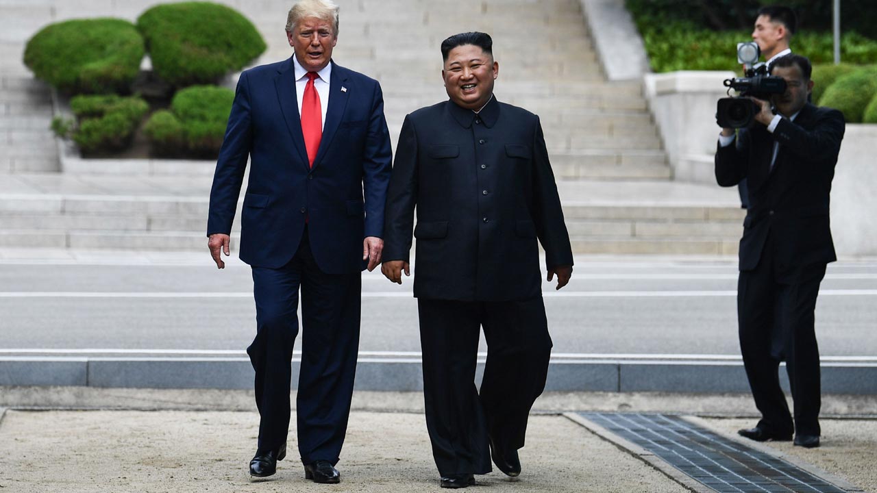 Donald Trump: ఉత్తర కొరియా అధ్యక్షుడితో త్వరలో భేటీ అవుతా Donald Trump: ఉత్తర కొరియా అధ్యక్షుడితో త్వరలో భేటీ అవుతా