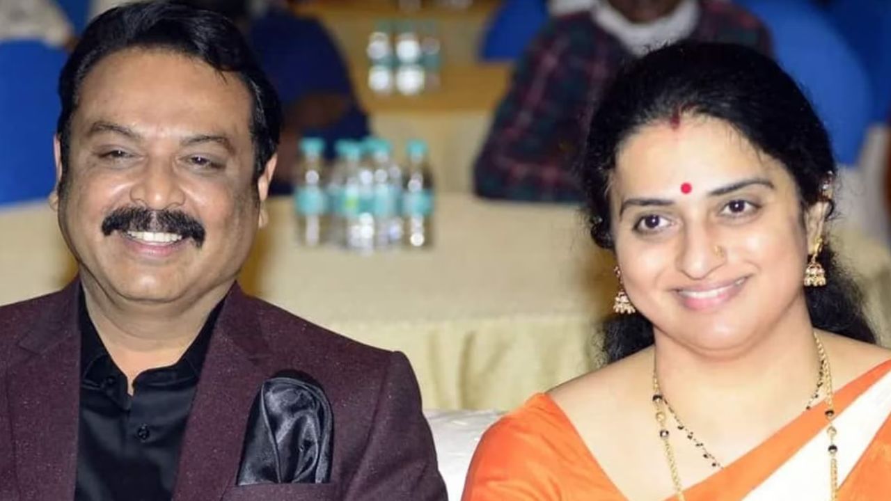 Pavitra Lokesh: నైట్ అయితే అలసిపోతా..నా వల్ల కాదు.. నరేష్ పై పవిత్ర లోకేష్ కీలక వ్యాఖ్యలు Pavitra Lokesh: నైట్ అయితే అలసిపోతా..నా వల్ల కాదు.. నరేష్ పై పవిత్ర లోకేష్ కీలక వ్యాఖ్యలు