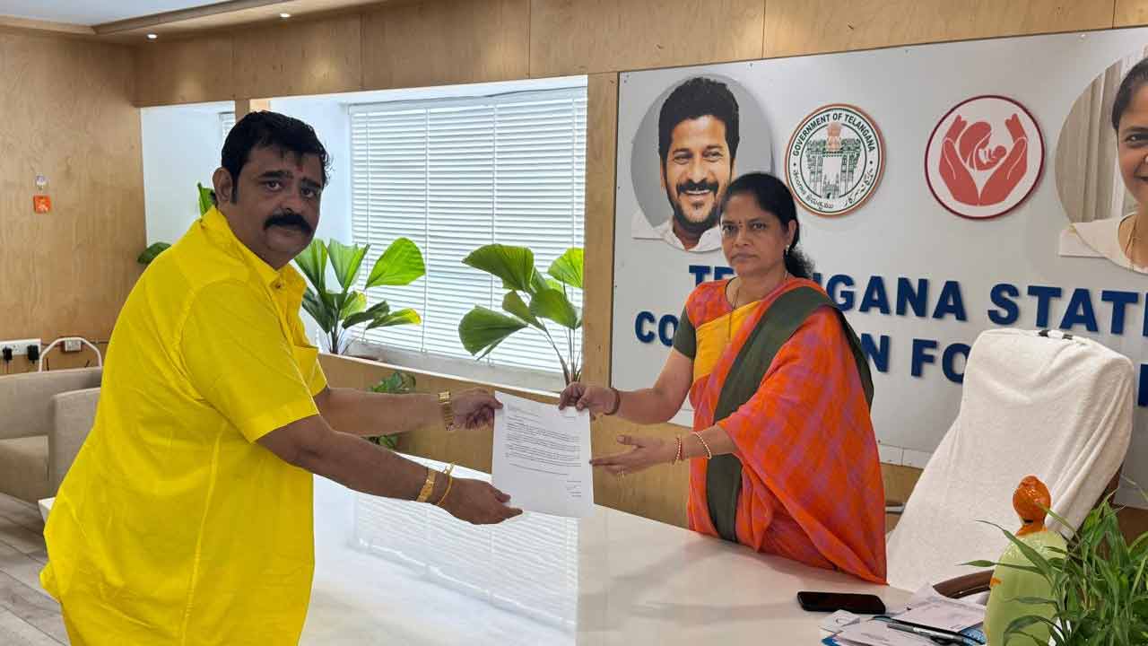 Venu Swami: నాగచైతన్య, శోభితల జోస్యం.. వేణు స్వామి బహిరంగ క్షమాపణలు Venu Swami: నాగచైతన్య, శోభితల జోస్యం.. వేణు స్వామి బహిరంగ క్షమాపణలు
