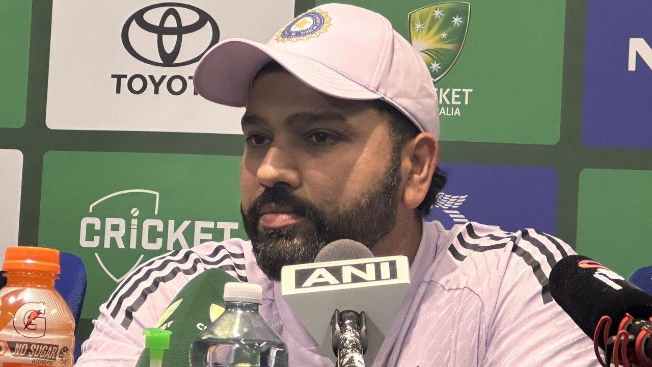 Rohit Sharma: దుబాయ్ మా సొంతగడ్డ కాదు.. అన్నీ ఆలోచించి బరిలోకి దిగుతాం! Rohit Sharma: దుబాయ్ మా సొంతగడ్డ కాదు.. అన్నీ ఆలోచించి బరిలోకి దిగుతాం!