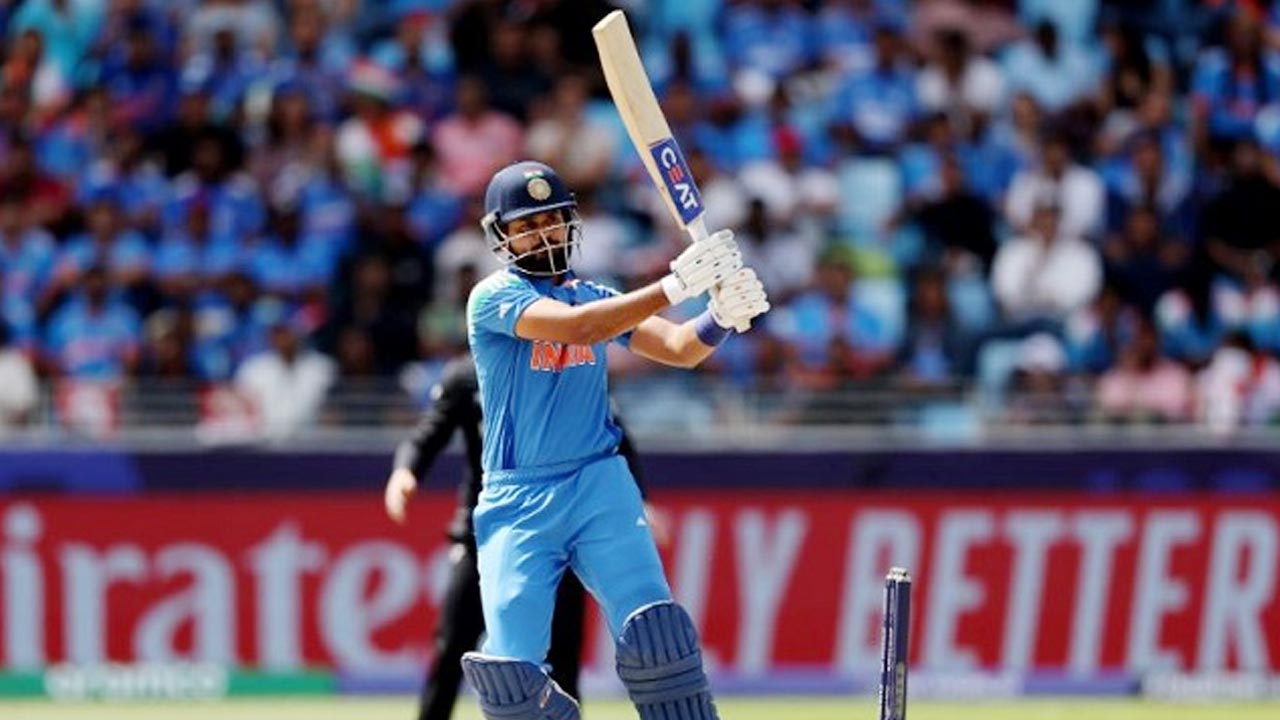 IND vs NZ: మెరిసిన శ్రేయాస్ అయ్యర్.. కివిస్ టార్గెట్ ఎంతంటే? IND vs NZ: మెరిసిన శ్రేయాస్ అయ్యర్.. కివిస్ టార్గెట్ ఎంతంటే?