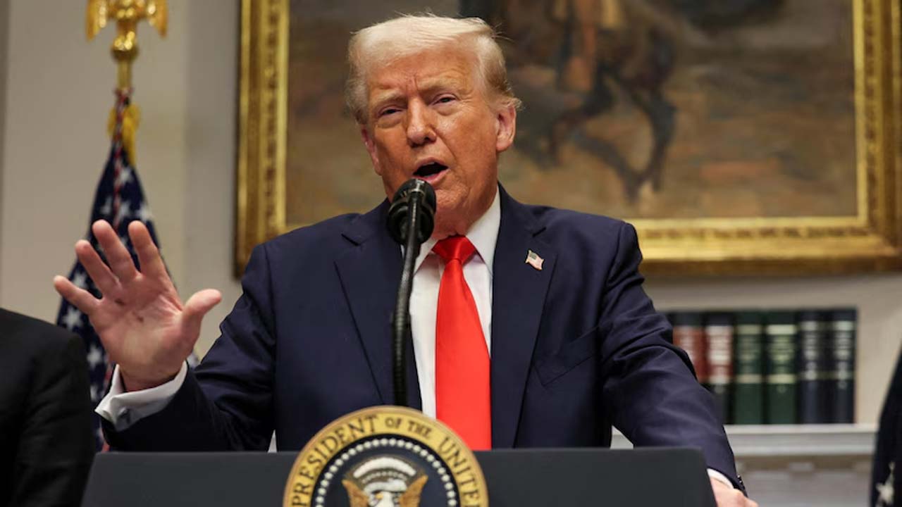 Hamas-US: అమెరికా బందీల విడుదల కోసం హమాస్తో వైట్హౌస్ రహస్య చర్చలు Hamas-US: అమెరికా బందీల విడుదల కోసం హమాస్తో వైట్హౌస్ రహస్య చర్చలు