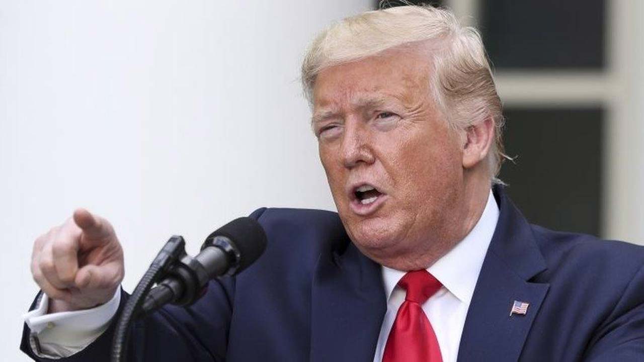 Trump: ట్రంప్ మరో పిడుగు.. 5 లక్షల వలసదారుల నివాసాలు రద్దు Trump: ట్రంప్ మరో పిడుగు.. 5 లక్షల వలసదారుల నివాసాలు రద్దు