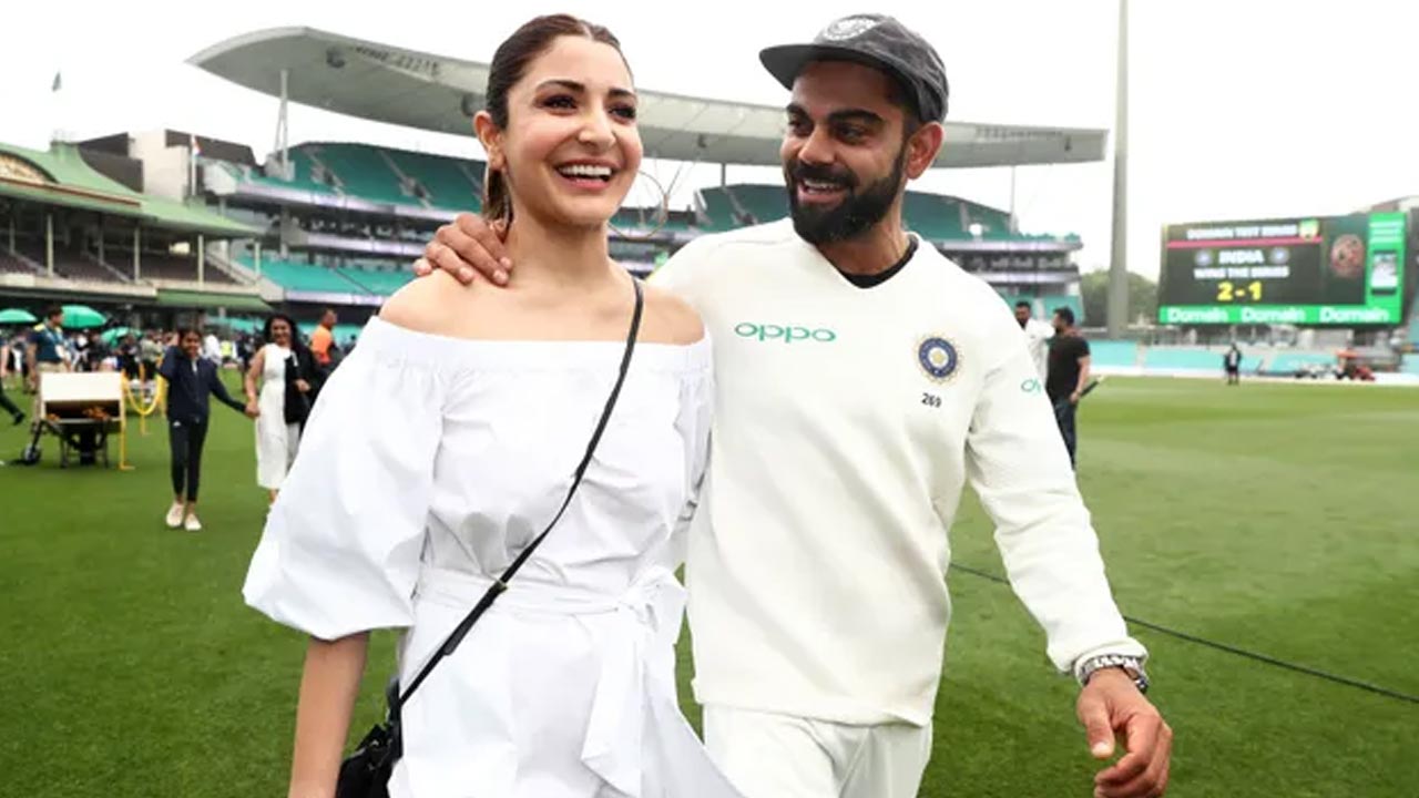 Virat Kohli : బీసీసీఐ నిర్ణంపై కోహ్లీ అసంతృప్తి.. మద్దతుగా నిలుస్తున్న క్రికెటర్స్.. Virat Kohli : బీసీసీఐ నిర్ణంపై కోహ్లీ అసంతృప్తి.. మద్దతుగా నిలుస్తున్న క్రికెటర్స్..
