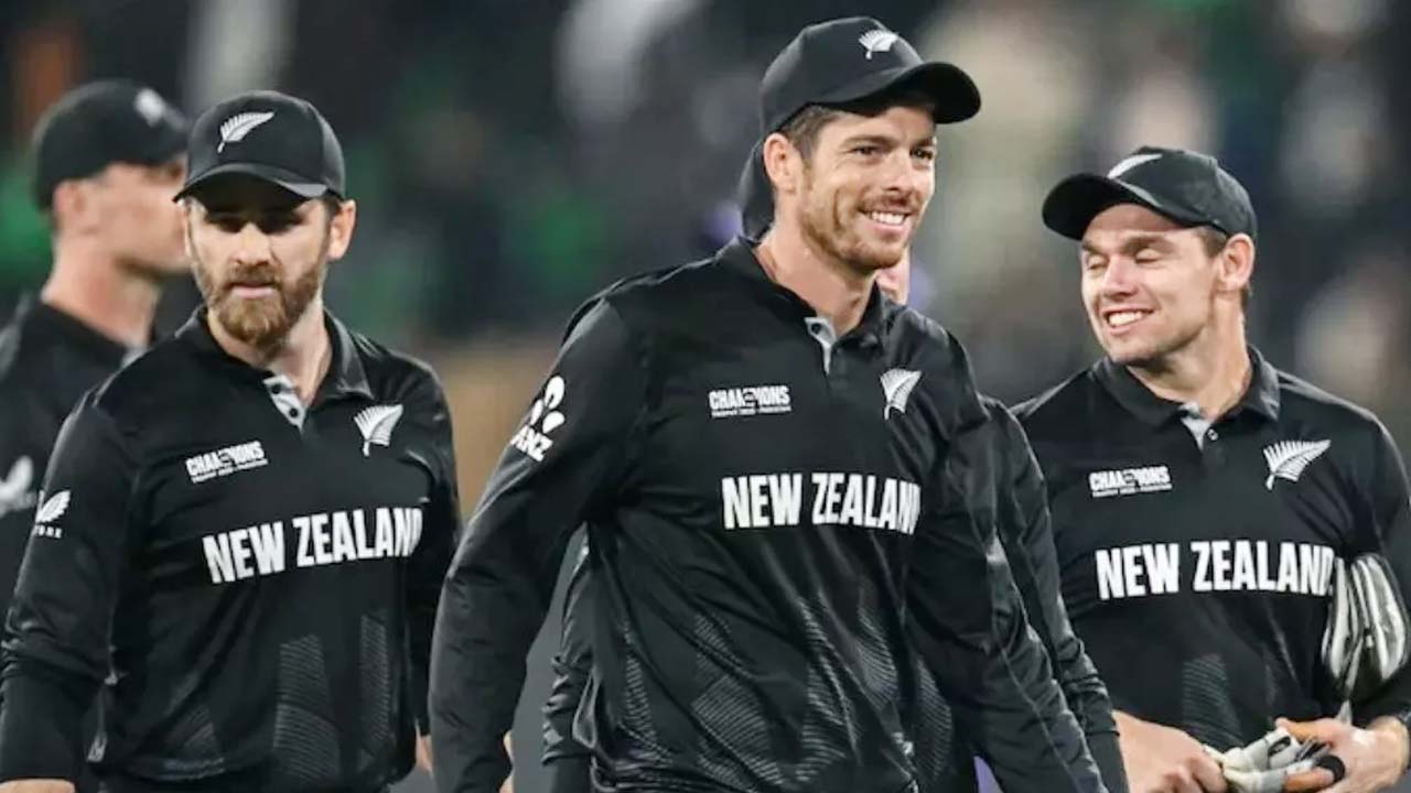 IND vs NZ Final: కివీస్ జట్టులో ఈ ఐదుగురు డేంజరస్ ప్లేయర్స్.. వీళ్లతోనే టీమిండియాకు ముప్పు! IND vs NZ Final: కివీస్ జట్టులో ఈ ఐదుగురు డేంజరస్ ప్లేయర్స్.. వీళ్లతోనే టీమిండియాకు ముప్పు!