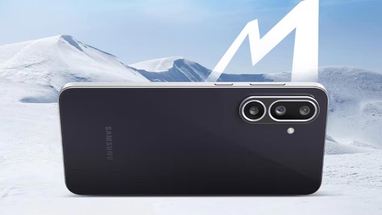 Samsung Galaxy M56: మెస్మరైజ్ చేసే ఫీచర్లతో సామ్ సంగ్ కొత్త 5G స్మార్ట్ఫోన్ విడుదల.. ఈ కార్డుపై రూ.3 వేల డిస్కౌంట్ Samsung Galaxy M56: మెస్మరైజ్ చేసే ఫీచర్లతో సామ్ సంగ్ కొత్త 5G స్మార్ట్ఫోన్ విడుదల.. ఈ కార్డుపై రూ.3 వేల డిస్కౌంట్